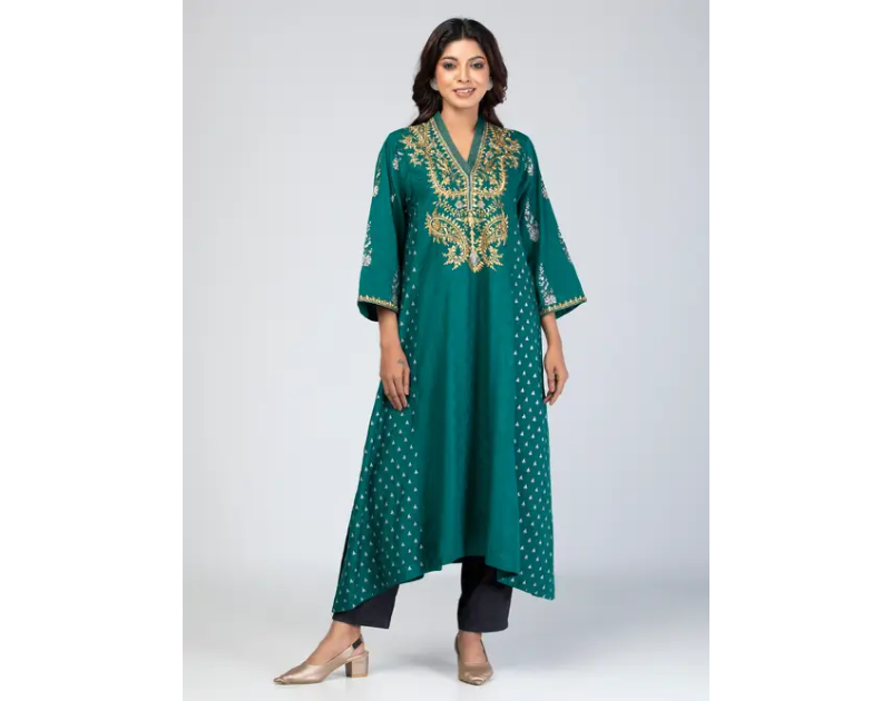 Green Printed and Embroidered Mixed Cotton Kurta